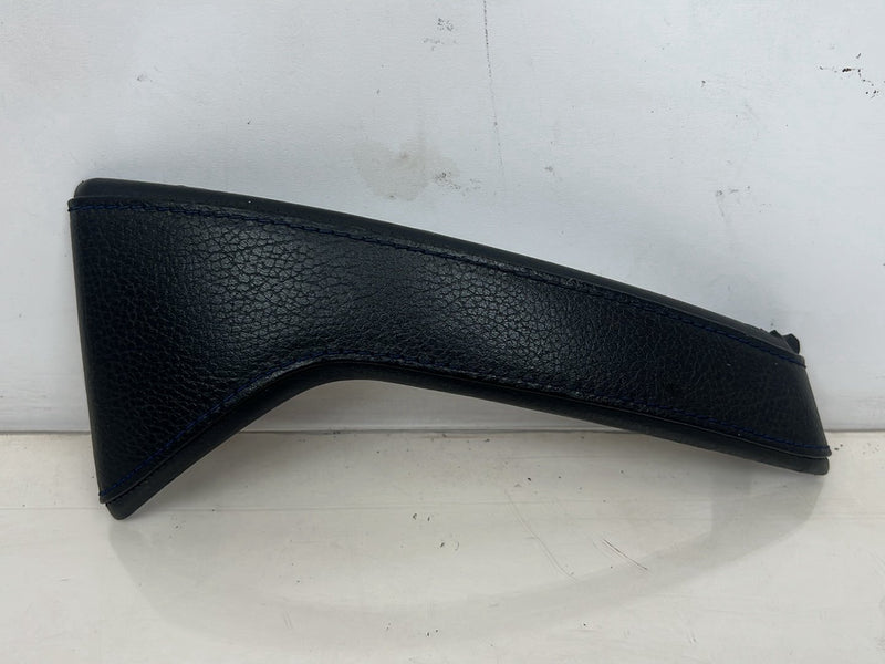 2004-2007 Volvo S60R V70R Left Door Grab Pull Handle Interior Black OEM #6050EM
