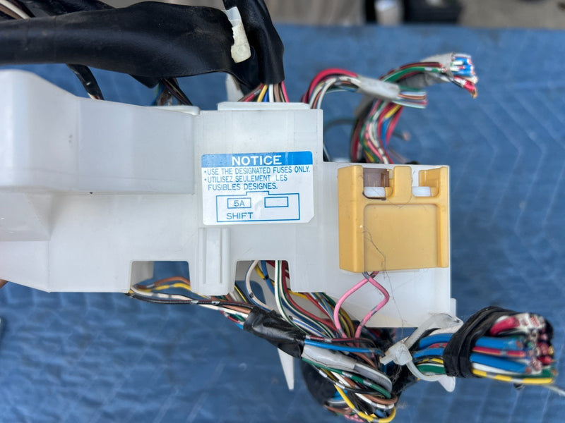 2004-2010 Toyota Sienna Front Dash Wiring Harness Relay Fuse Box OEM #3593EM
