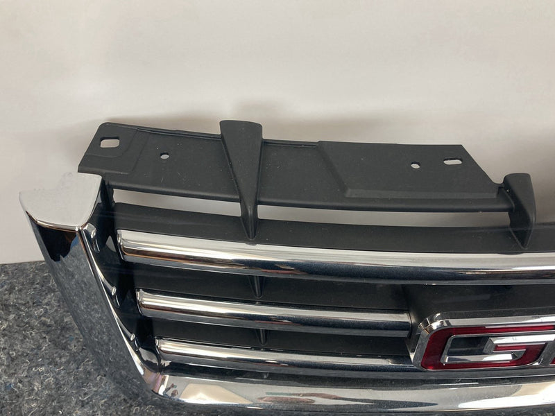 2012-2013 GMC Sierra Radiator Grille GMC 22924486 OEM