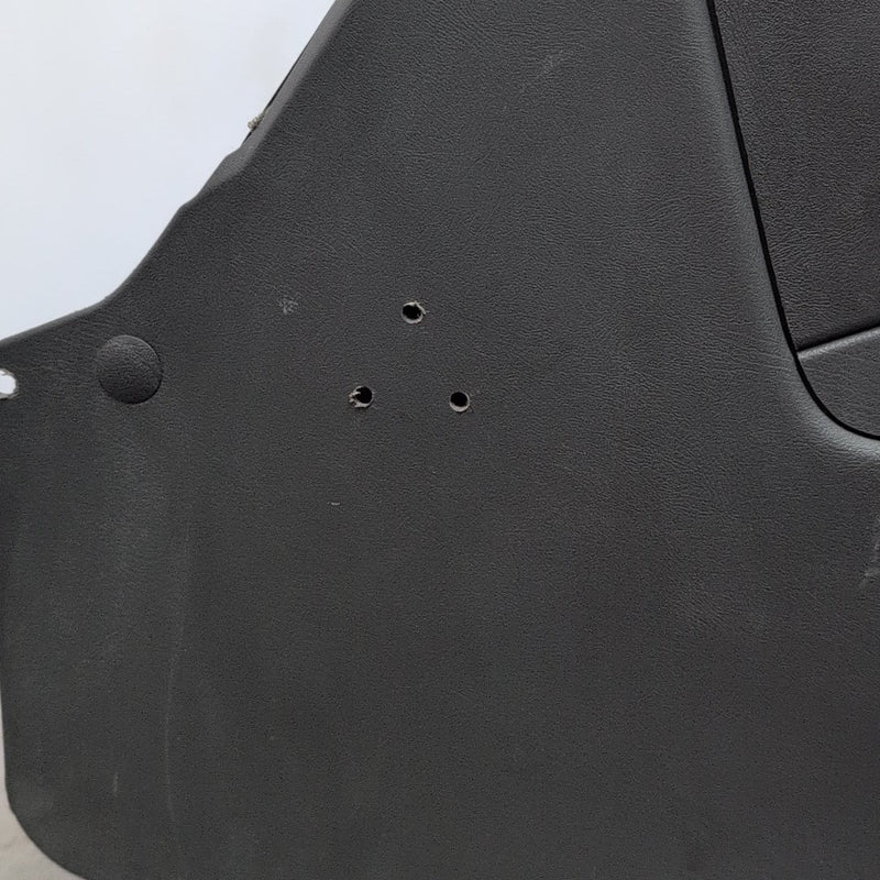 2003-2007 Chevrolet Silverado Center Console Assembly Lid Rear Music Controls OE