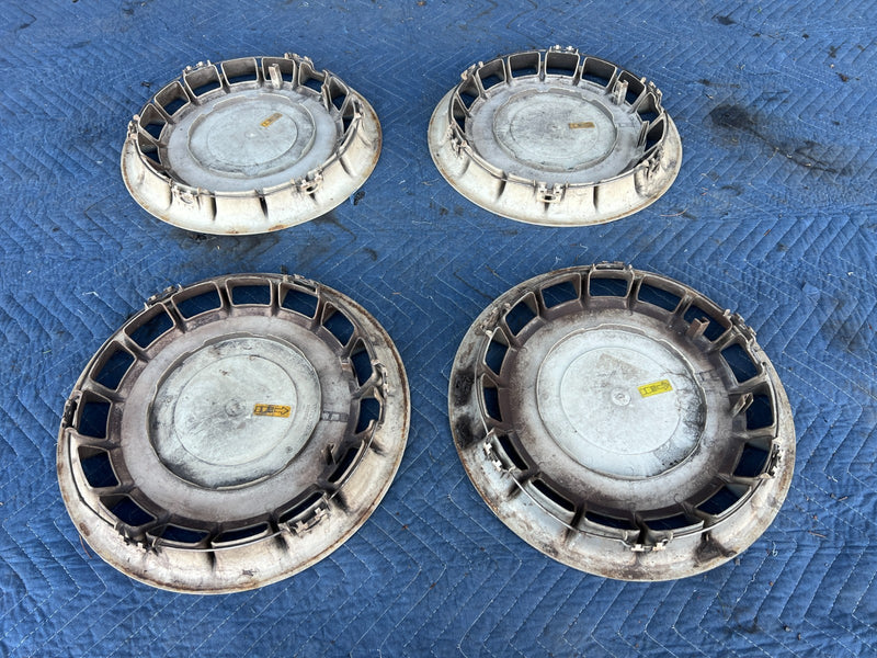 1986-1993 Volvo 240 244 Sedan 14" Hub Cap Wheel Cover Trim 1372165 OEM #4377EM