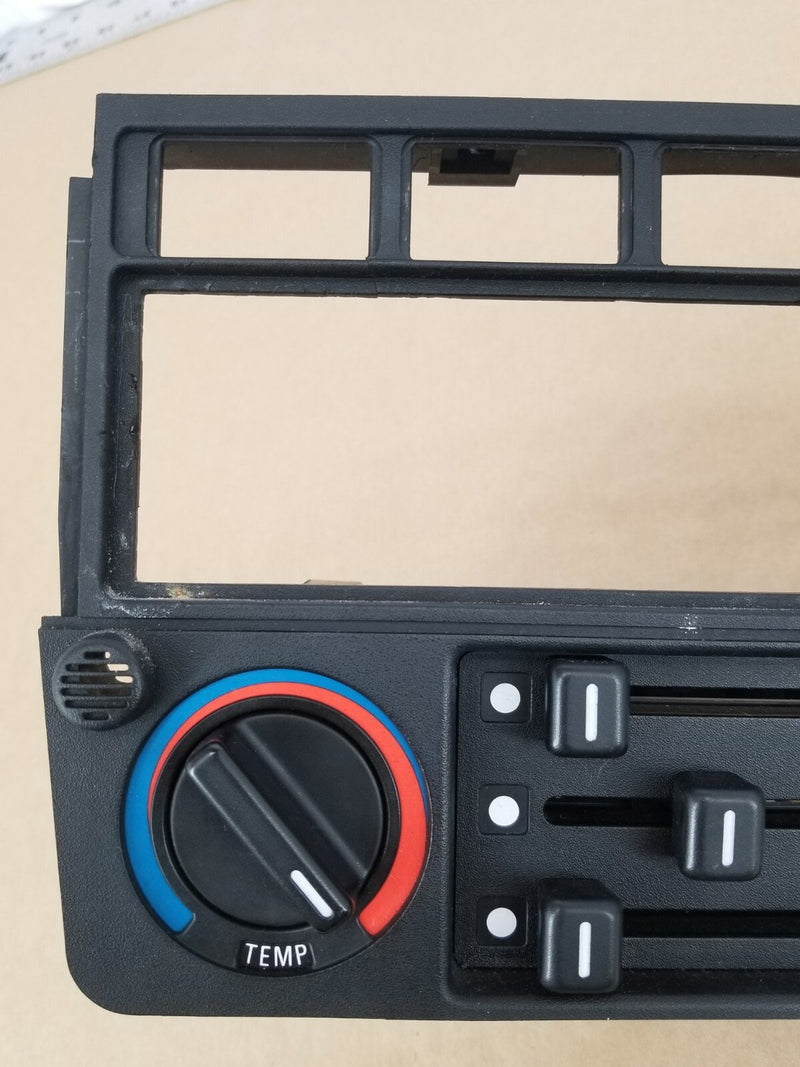 1984-93 BMW E30 318iA-2 325i CLIMATE CONTROL SURROUND BEZEL TRIM OEM #458CN