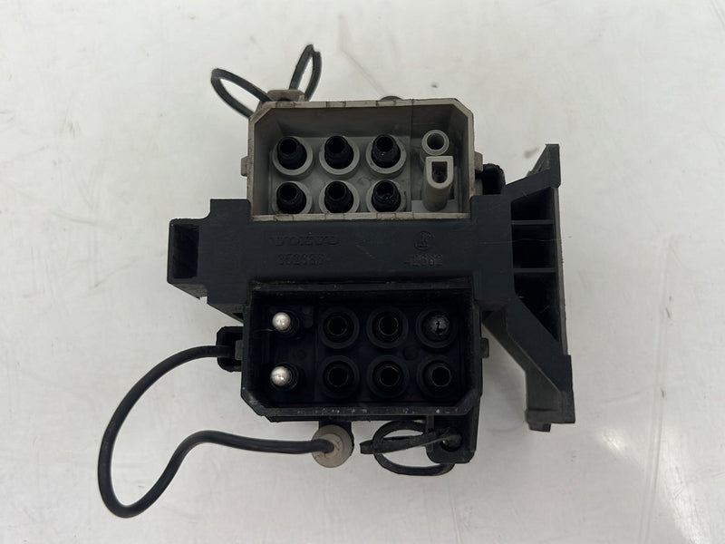 1993-1997 Volvo 850 Diagnostic Plug Connection Code Box 3545006 OEM