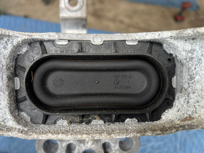 2012-2015 Chevy Cruze Passenger Side Engine Mount V06222 OEM #2228CN