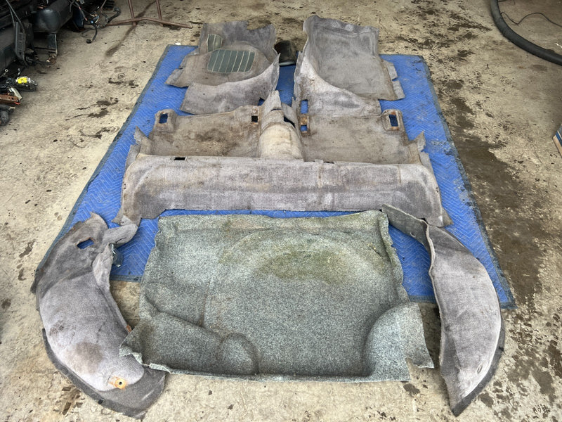 1992-1995 Volvo 940 740 Wagon Front & Rear Charcoal Molded Carpet Set OE #3294EM