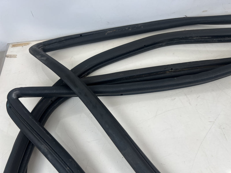 1998-2000 Volvo S70 V70 XC Door Seal Weatherstripping Set of 4 OEM #6893EM