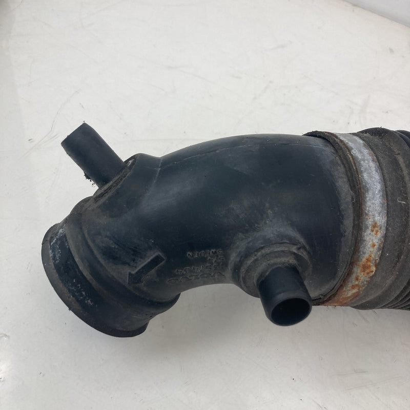 1981-1985 Volvo 240 245 Air Intake Duct 1357434 OEM