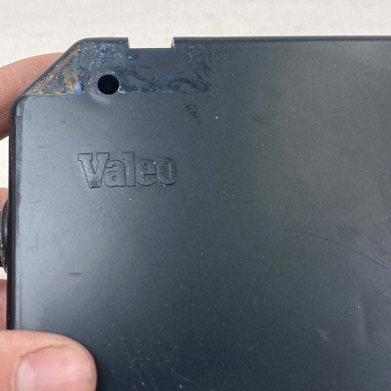 1999-2004 Land Rover Discovery II L550 Body Control Module YWC 106350 BCU Valeo OEM #5055M