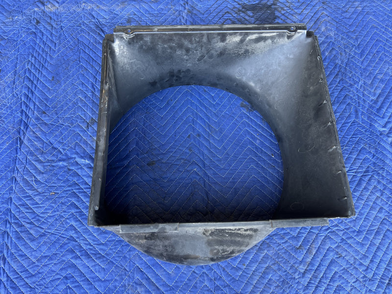 Volvo 240 - Fan Shroud PN: 463303