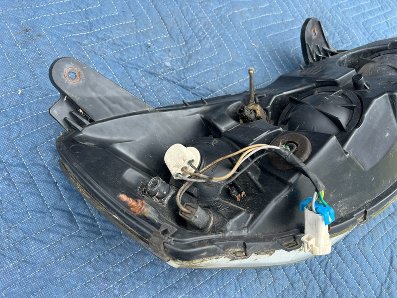 2006-2010 Pontiac G6 Left LH Head Lamp Light Assembly OEM #57DU