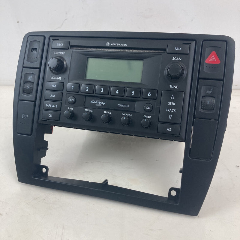 2001-2005 Volkswagen Passat Radio AM FM CD Headunit OEM #5497M