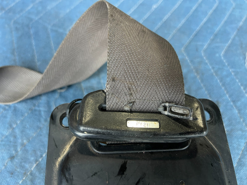 1985-1988 Suzuki Samurai SJ413 Driver Front Seatbelt Retractor OEM #2317CN