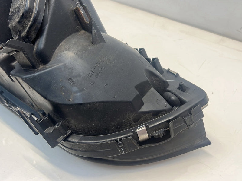 2006 BMW X5 E53 - Headlight Right PN: 22457200