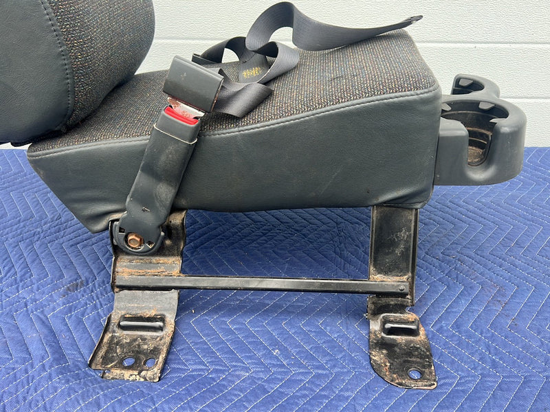 Chevrolet Silverado - Front Seat