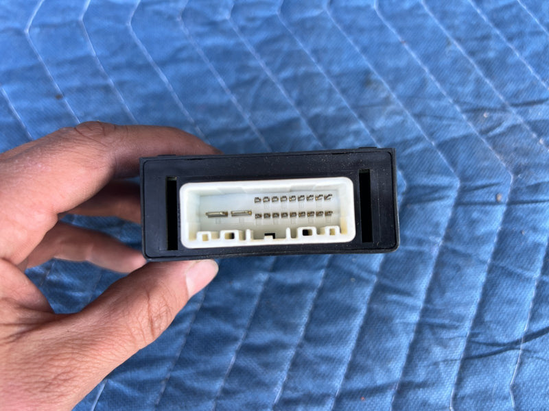 2003-2008 Toyota Corolla Relay Daytime Running Light Control Module OEM #3325EM