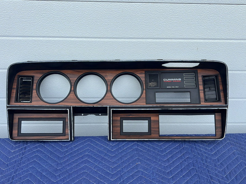 Dodge Ram - Gauge Cluster Trim PN: 14695 4216519 4216512