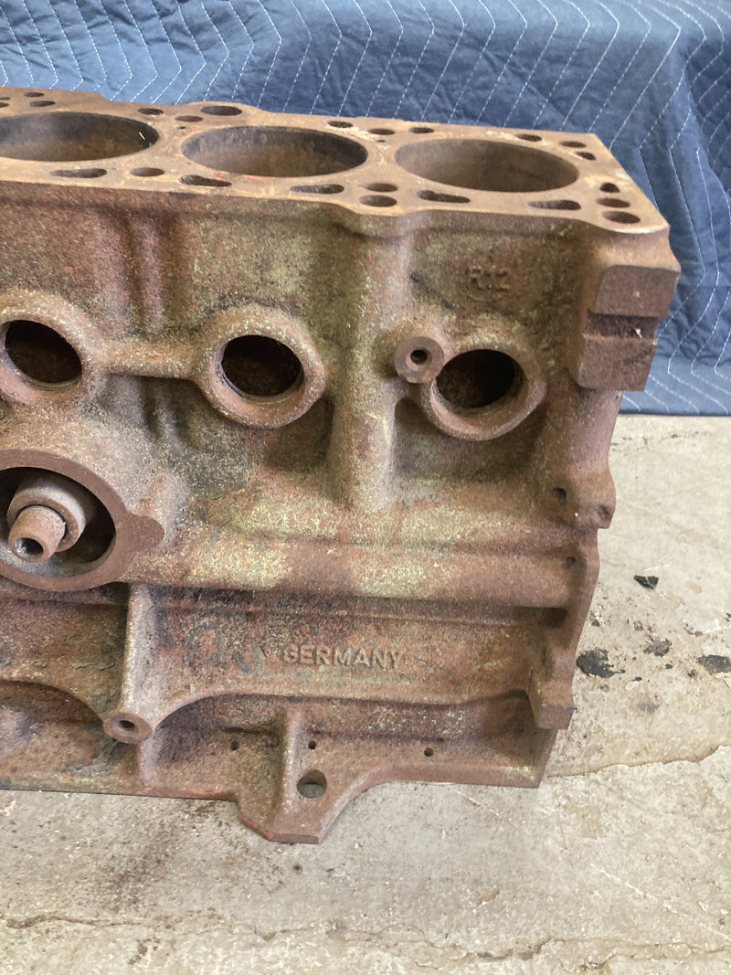 1980 Volvo 244 - Short Block