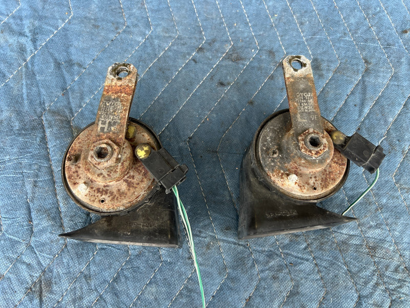 2002-2006  Toyota Camry Horn H L  High Low  Pitch Tone  014015 4015 OEM #88DU
