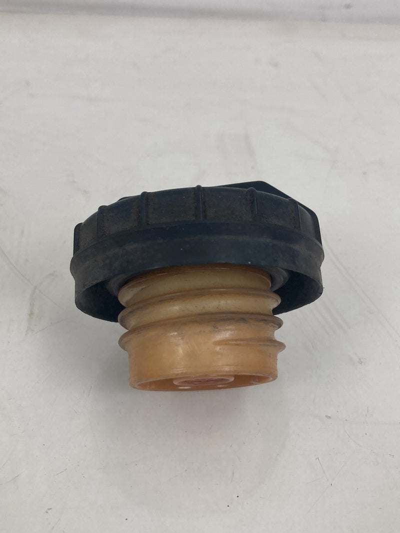 1995-1998 Chevrolet Silverado 2500 GMT400 Fuel Cap 10286302 OEM