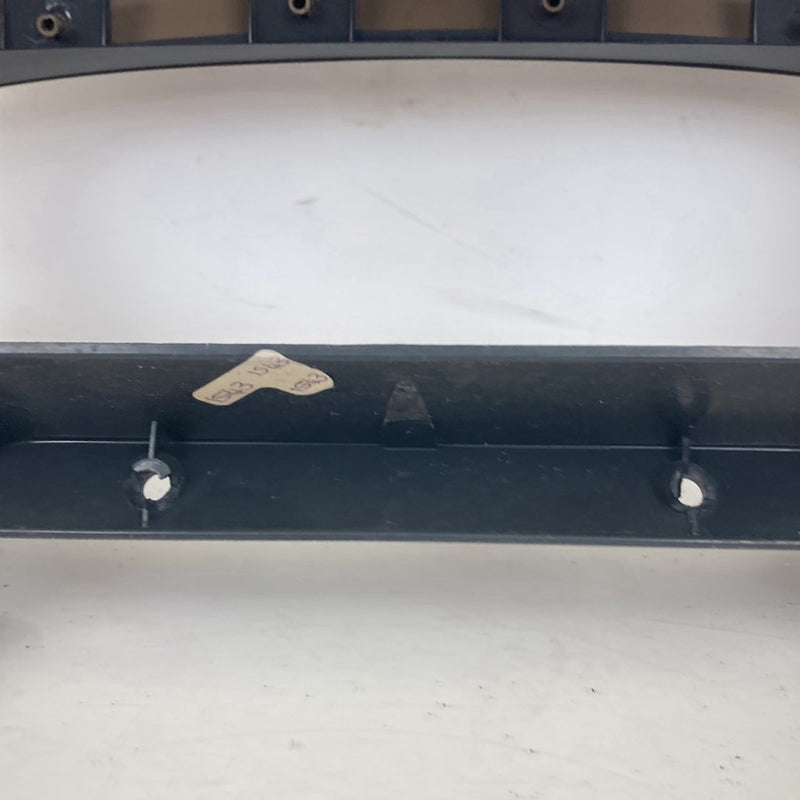 1999-2004 Land Rover Discovery II L550 Gauge Cluster Trim Surround OEM #5069M