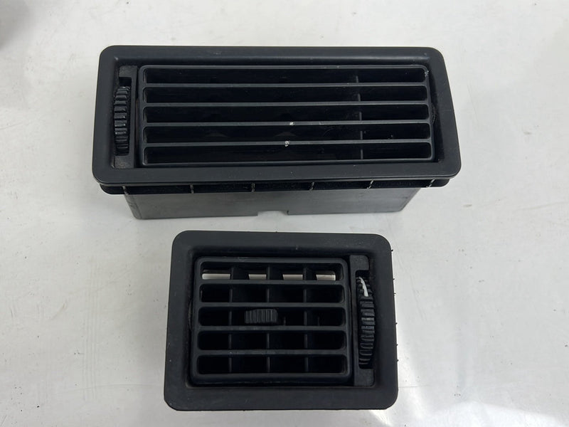 1990-1992 Volvo 740 745 940 Dash HVAC Air A/C Heat Vent Duct Set of 3 OE #5853EM
