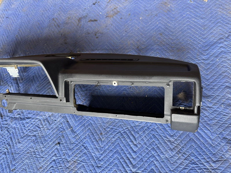 1986-1993 Volvo 240 244 245 Dashboard Assembly Black Trim Dash OEM #4862E