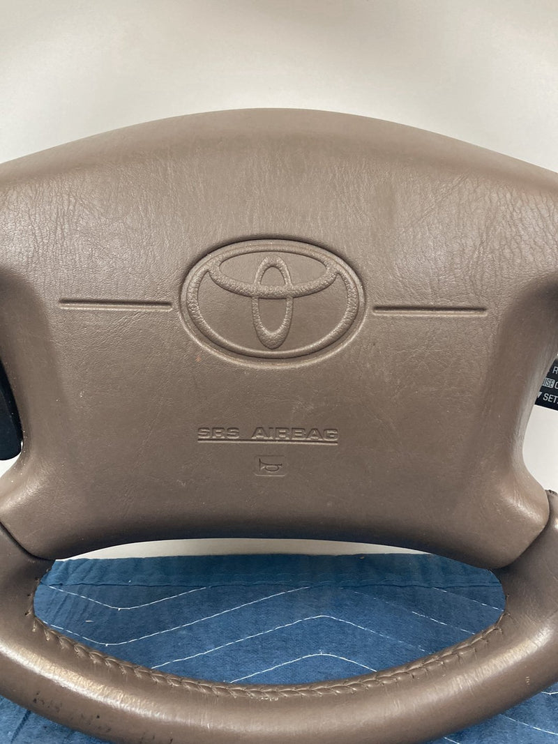 2000 Toyota Sienna L10 - Steering Wheel PN: T22480 A18298