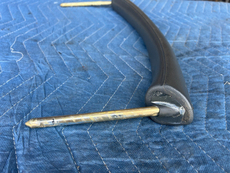 1999-2002 Chevy Silverado GM 1500 2500 Passenger Grab Bar Handle OEM #1800CN
