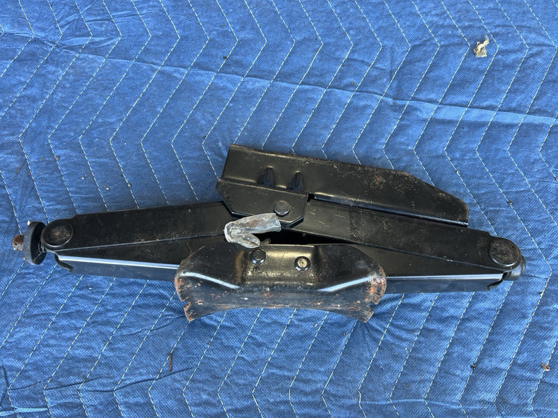 1998-2003 Jaguar XJR XJ8 X308 Emergency Tool Kit & Jack w/Spare Insert OE #4675E