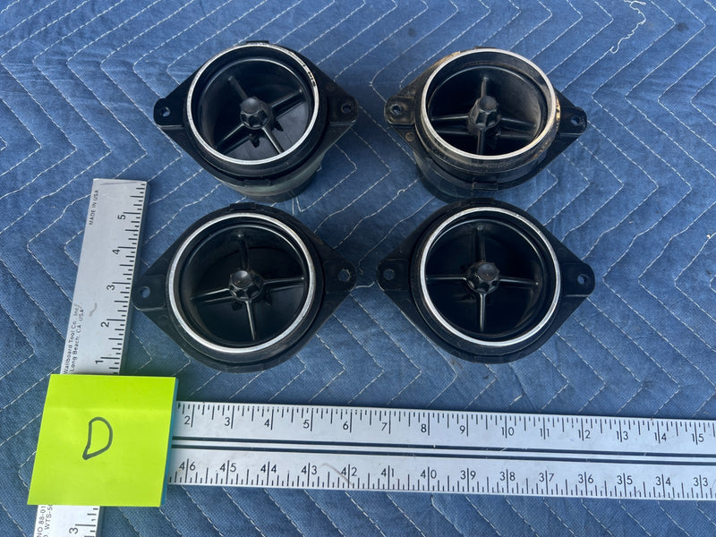 1967-1974 Volvo 140 142 144 Dash A/C Air Conditioning Heat Vent Set OEM #4904EM