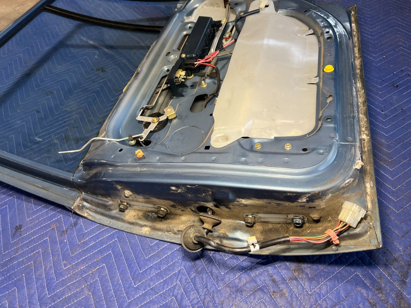 1984-1989 Volvo 740 760 Sedan Blue Metallic Rear Passenger Right Door OE #1562EM