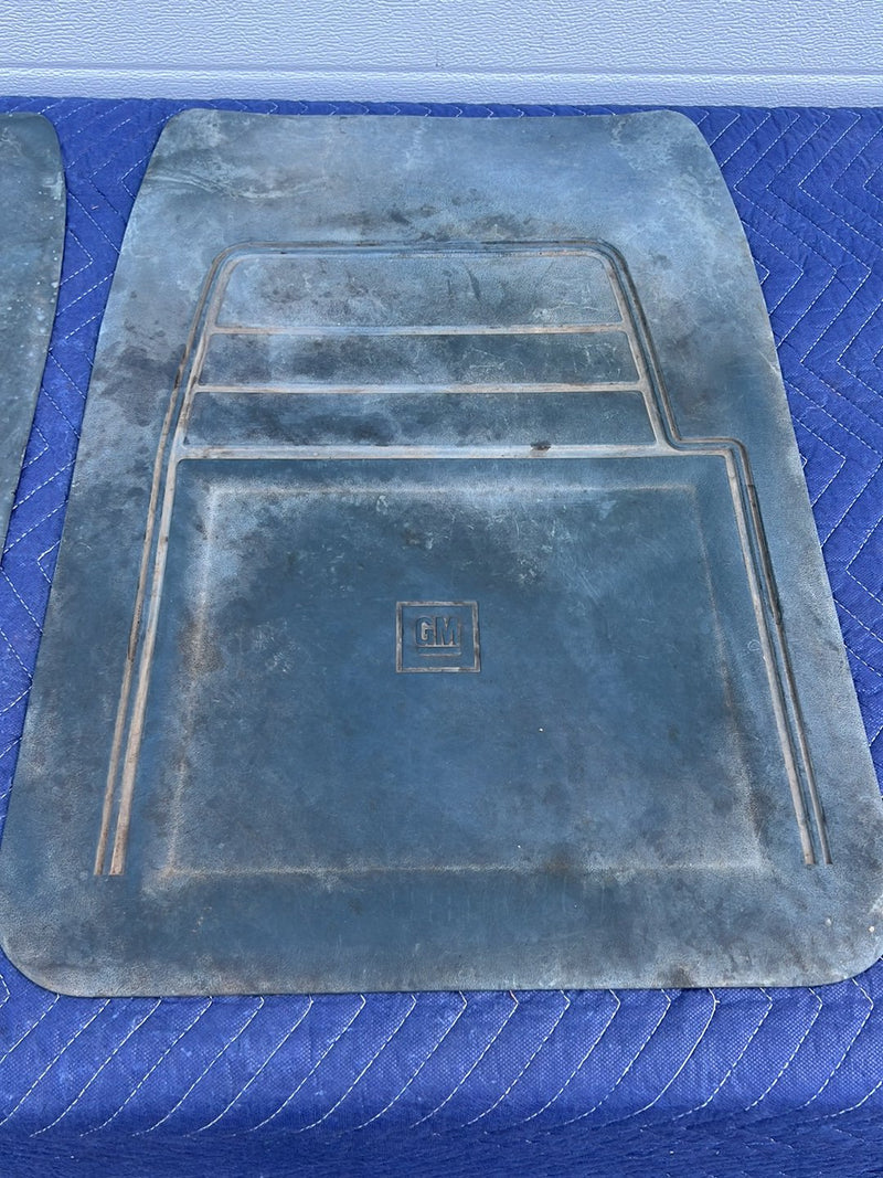 1988-1998 Chevrolet Silverado GMC OBS Right Left Floor Mat Pair Blue OEM #5506EM