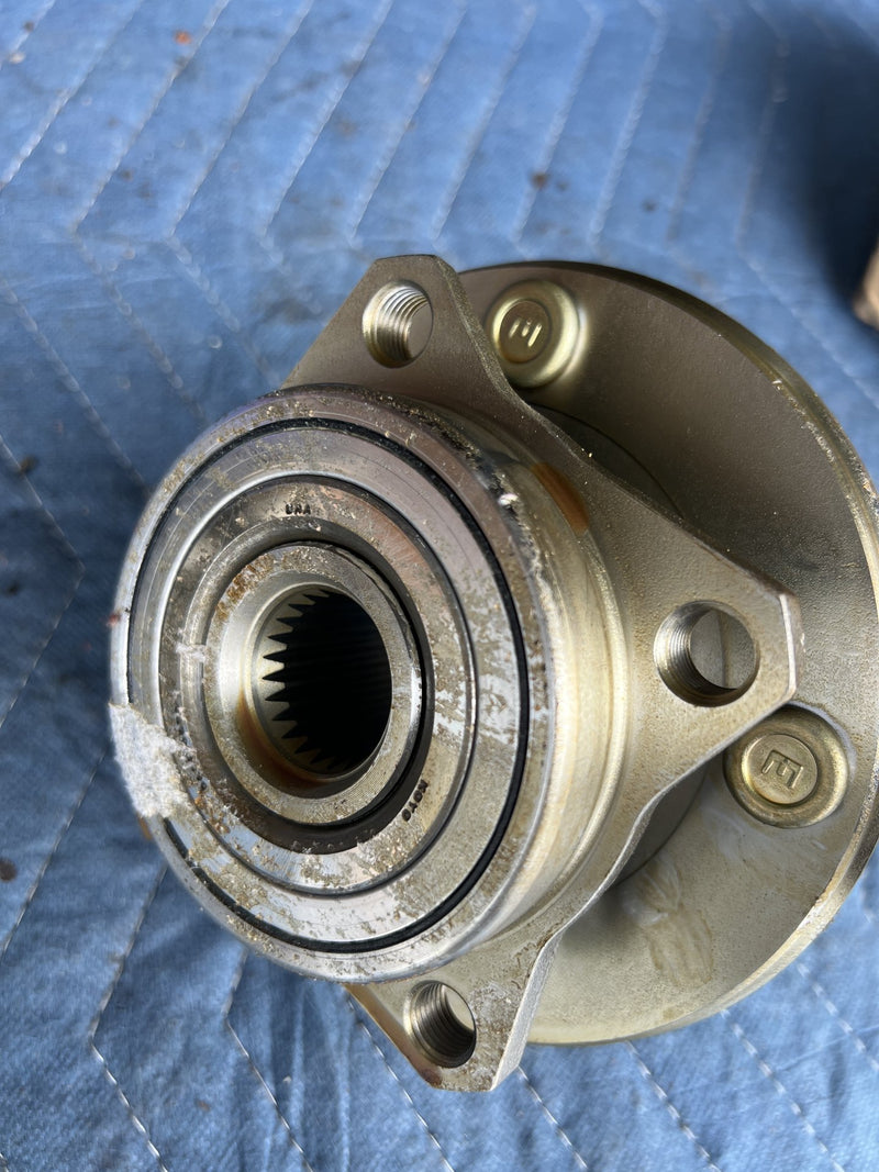 Mitsubishi Hub Pair MB949096 OEM