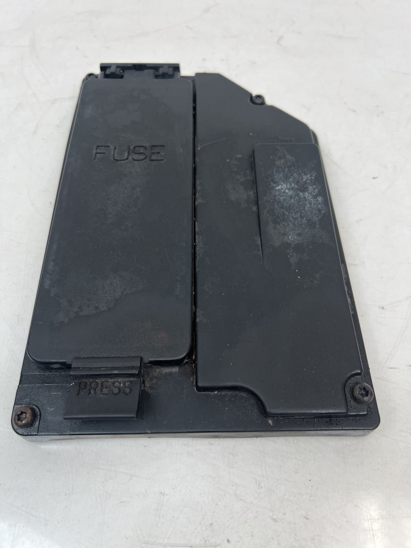 1998-2000 Volvo S70 V70 XC Engine Bay Fuse Box Cover Lid 3515122 OEM #6835EM