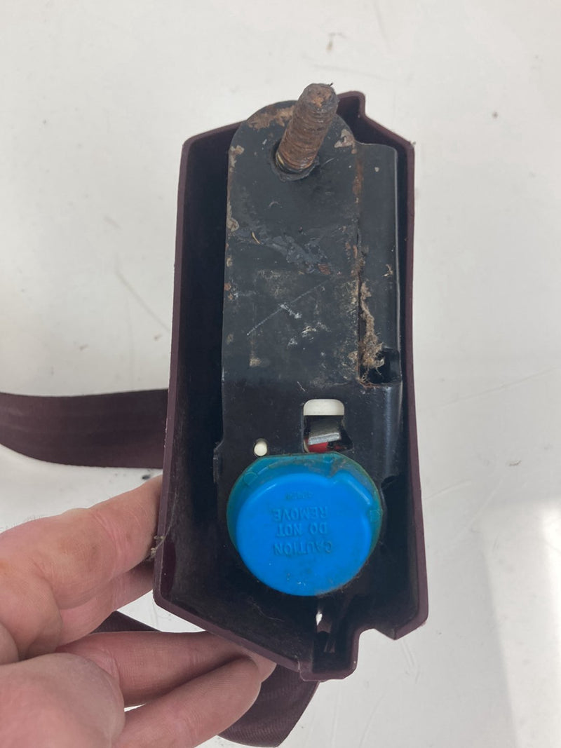 1995 Chevrolet Silverado GMT800 - Seat Belt Front Right PN: 42424 E07926