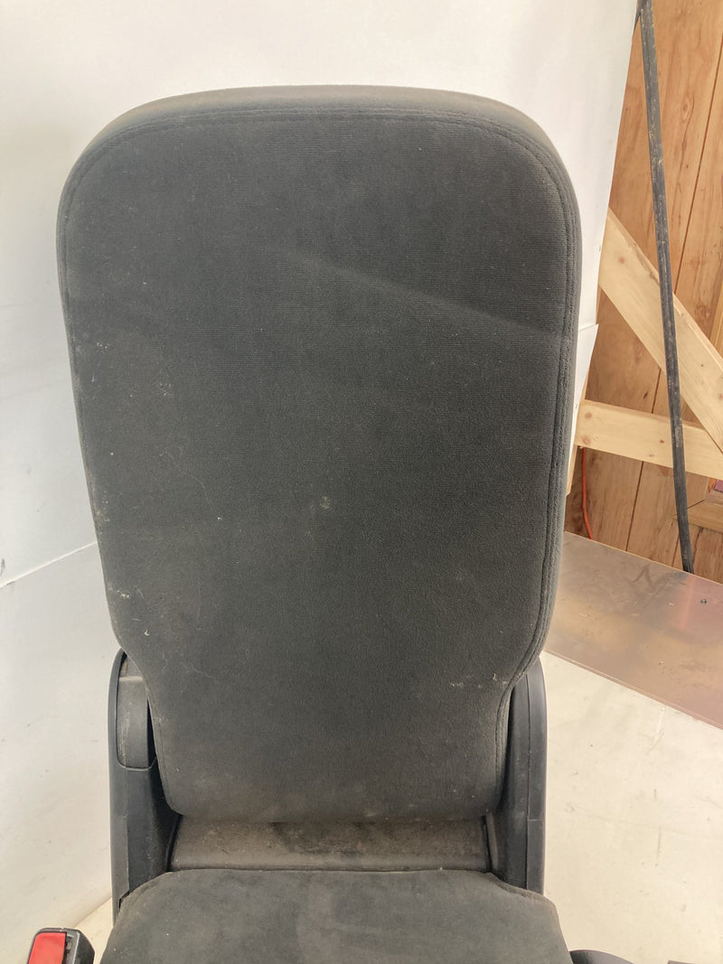 2014-2019 Chevrolet Silverado 1500 2500 3500 Center Console Seat Front #5601M