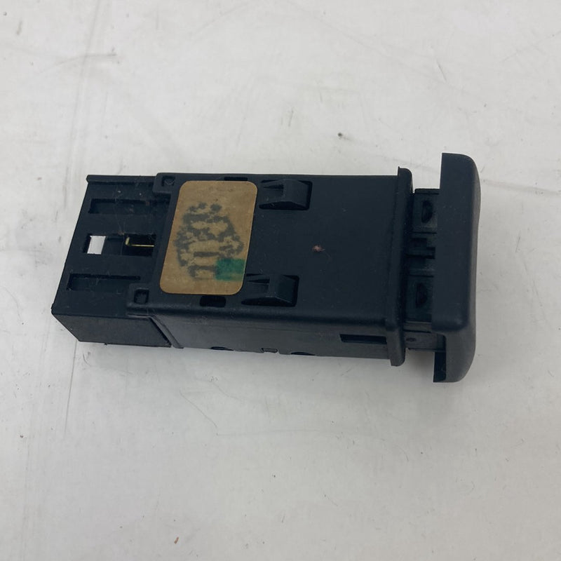 1999-2004 Land Rover Discovery II L550 Fuel Door Release Button Switch OEM #5041M