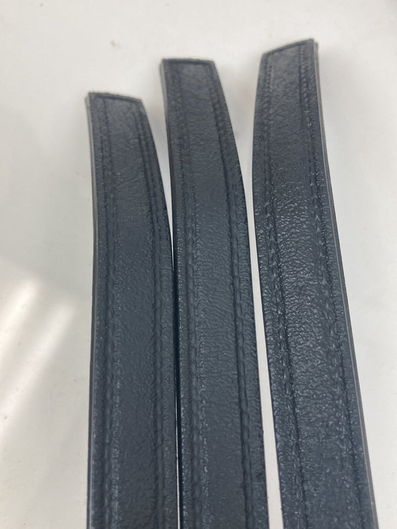 1992 Volvo 940 944 - Grab Handle Set PN: 3527604
