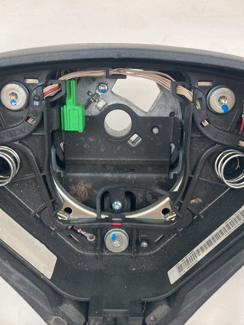 2004 Volvo S60 - Steering Wheel