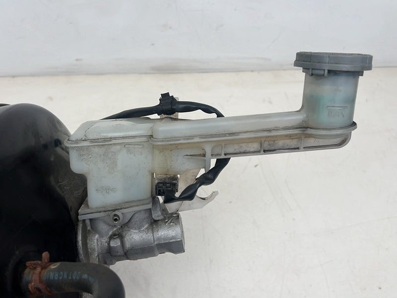 2010-2013 Suzuki SX4 Brake Booster & Master Cylinder Assembly w/ Reservoir OEM #6357EM