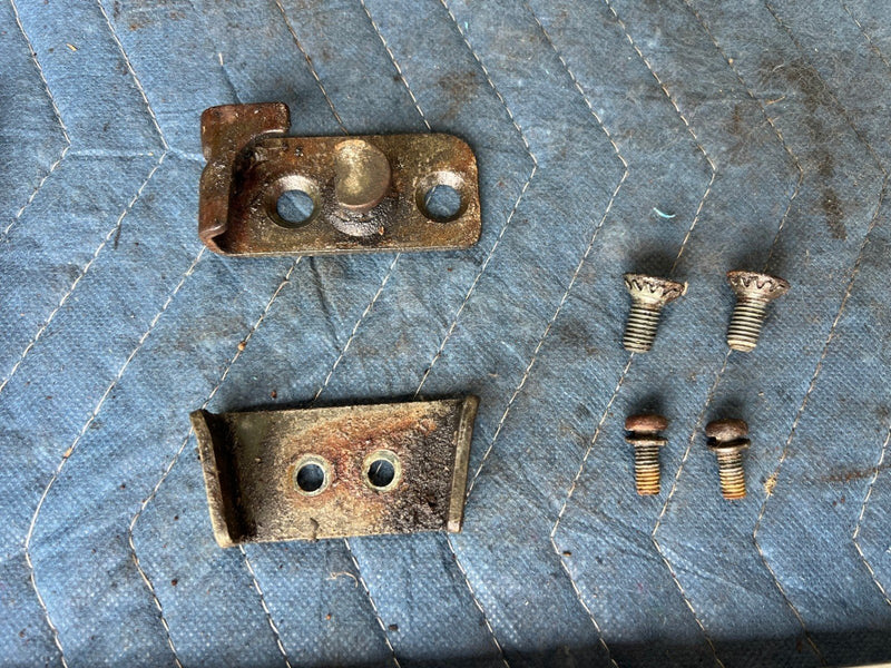 1985-1988 Suzuki Samurai SJ413 Rear Tailgate Hardware OEM