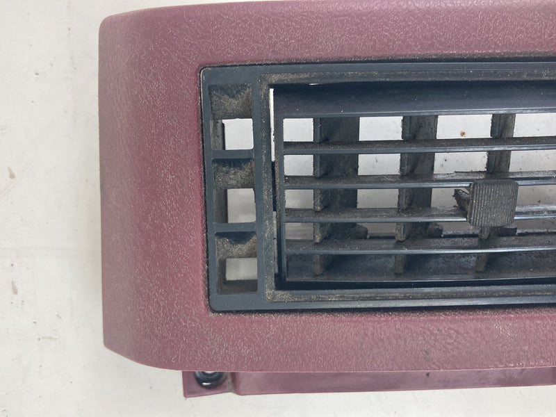 1988 Chevrolet Silverado 1500 GMT400 - Dash Vent PN: 15590576