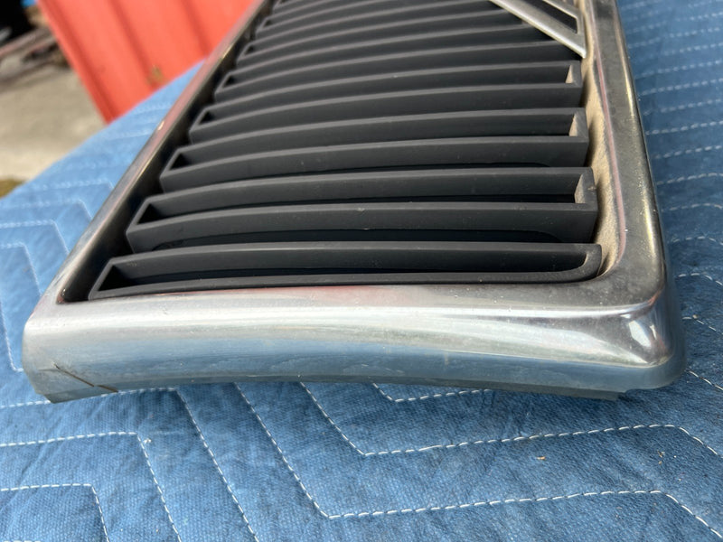 1986-1993 Volvo 240 244 245 Front Grille Trim Hood 1312657 Chrome OEM #4077EM