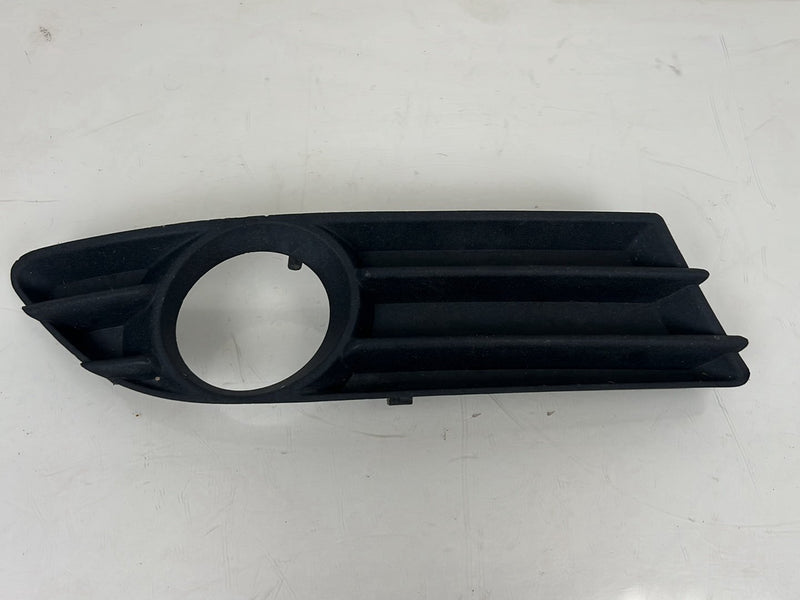 2004-2007 Volvo S60R V70R Front Right Bumper Trim Fog Light Bezel OEM #5768EM