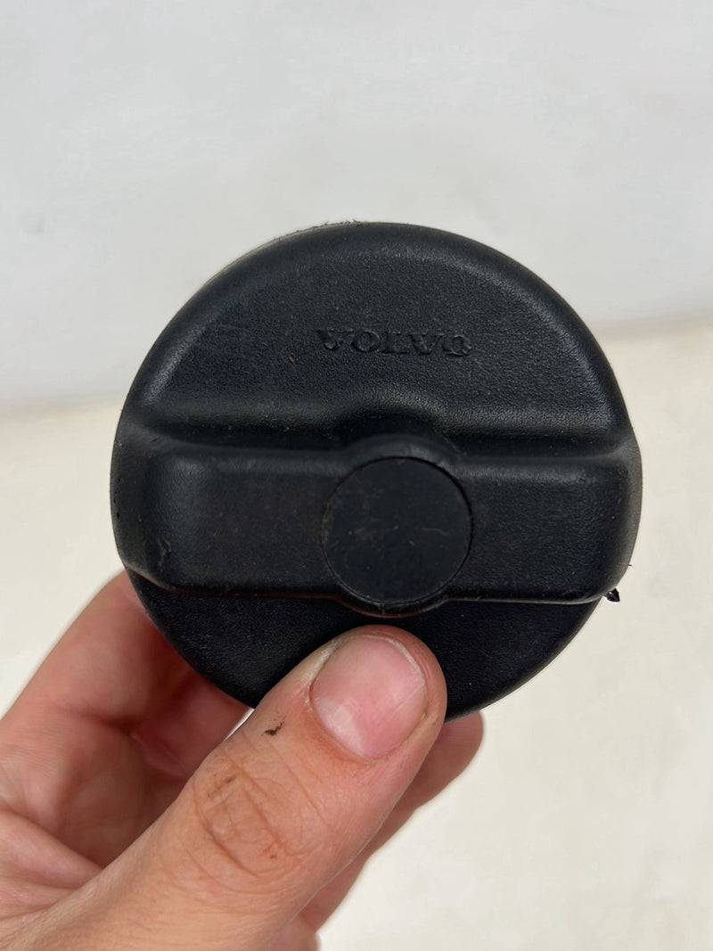 1993-1997 Volvo 850 Fuel Tank Gas Cap 9142606 Black OEM