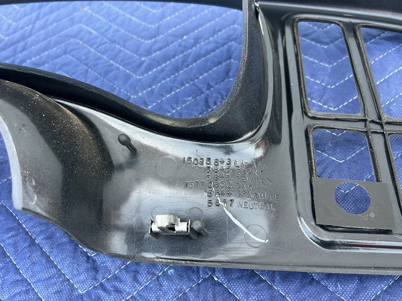Chevrolet Silverado - Gauge Cluster Trim PN: 15085843 15731974