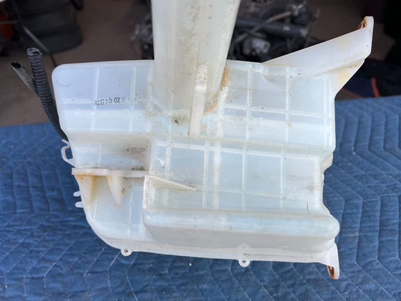 2003-2008 Toyota Corolla Windshield Wiper Washer Reservoir Jug Tank OEM #3361EM
