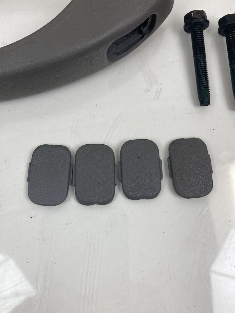 1996 Chevrolet Silverado GMT800 - Grab Handle Set PN: 15691006 15691031