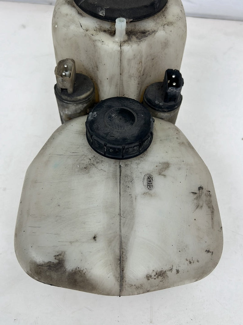 1990-1992 Volvo 740 745 940 Windshield Washer Fluid Tank Reservoir OEM #5941EM