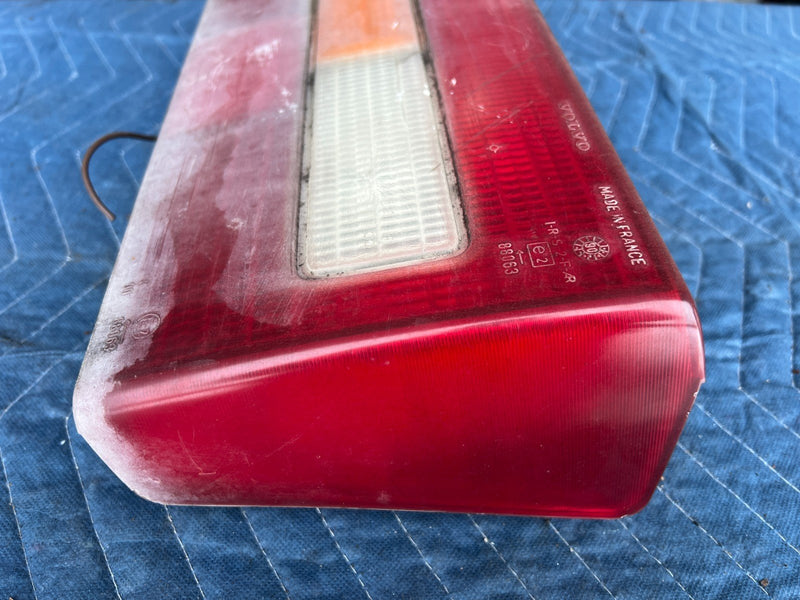 1989-1995 Volvo 740 940 Sedan Rear LH Left Tail Light Lamp Assembly OEM #3778EM